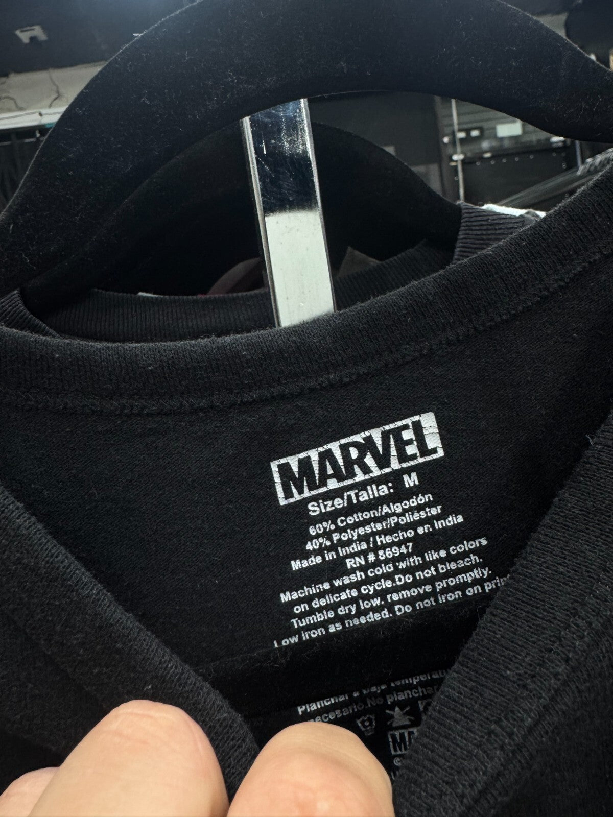 Vintage Marvel T-Shirt Medium Black Superhero Graphic Tee Captain America Hulk