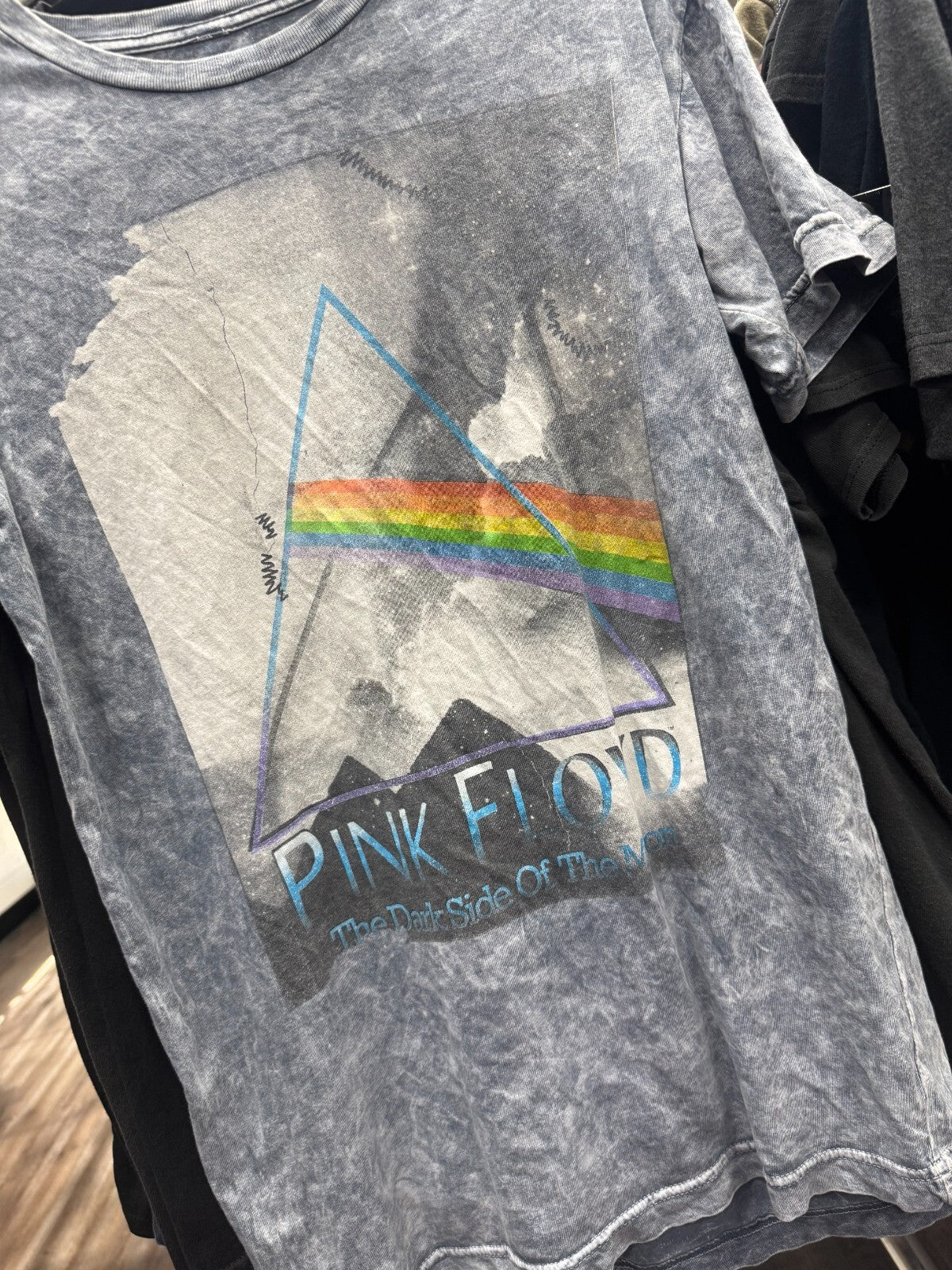 Vintage Pink Floyd Dark Side of the Moon Band T-Shirt Size Medium Gray Graphic