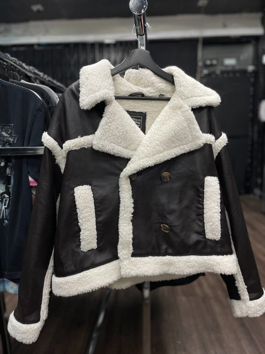 Levi’s Women’s XL Sherpa Lined Cropped Moto Jacket Black White Faux Leather